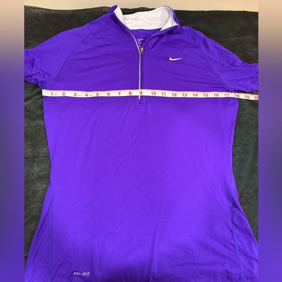 🔥Nike Purple Long Sleeve Athletic pullover 🔥 - Picture 3 of 6